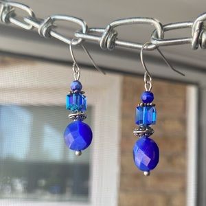Earrings handcrafted with cats eye & Swarovski